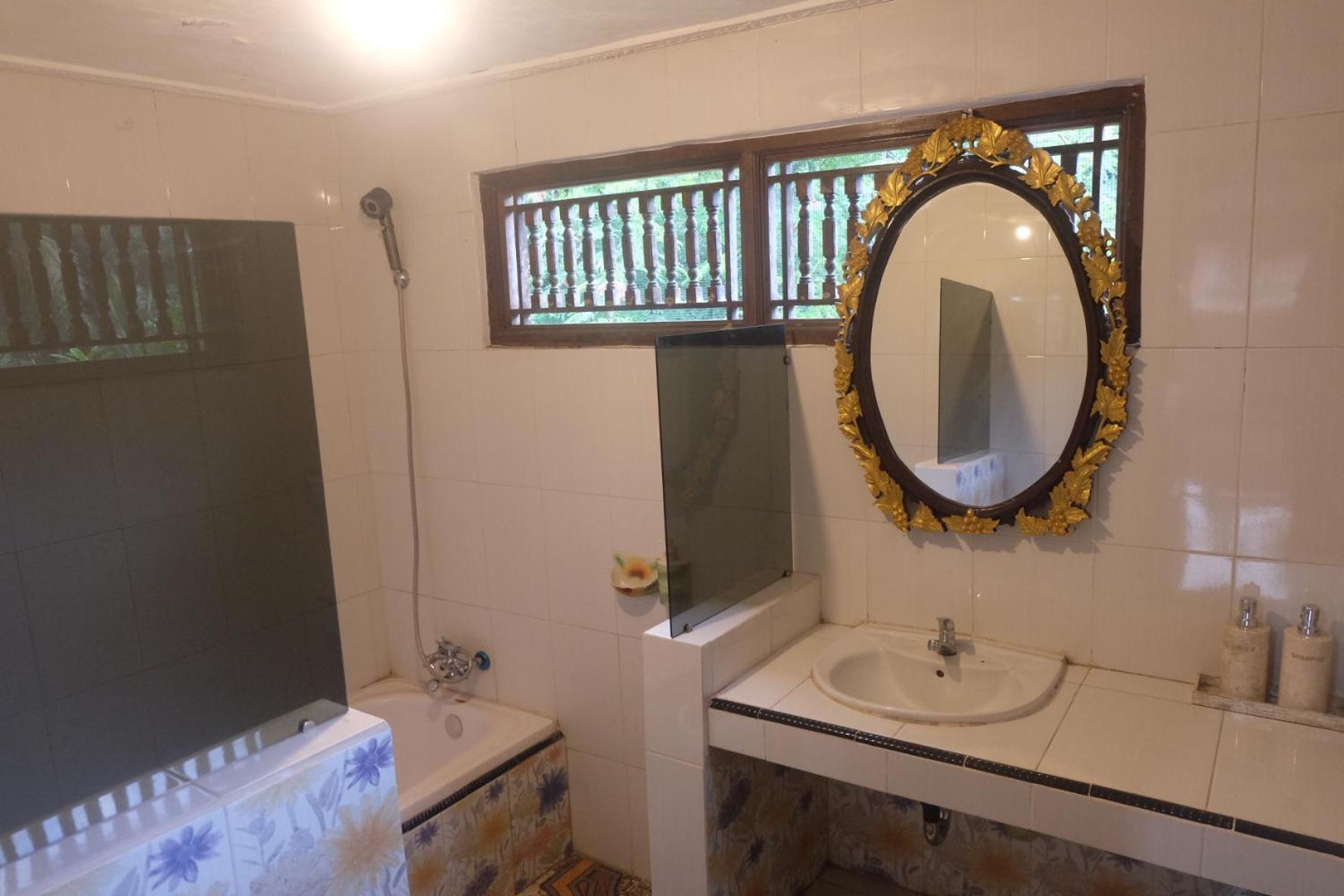 Gunung Kawi House Villa เตกากาลัง ภายนอก รูปภาพ